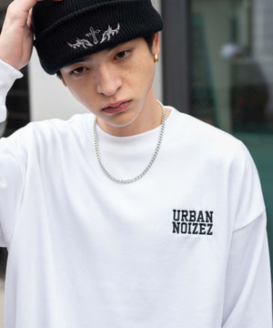 ホワイト モデル：180cm L着用