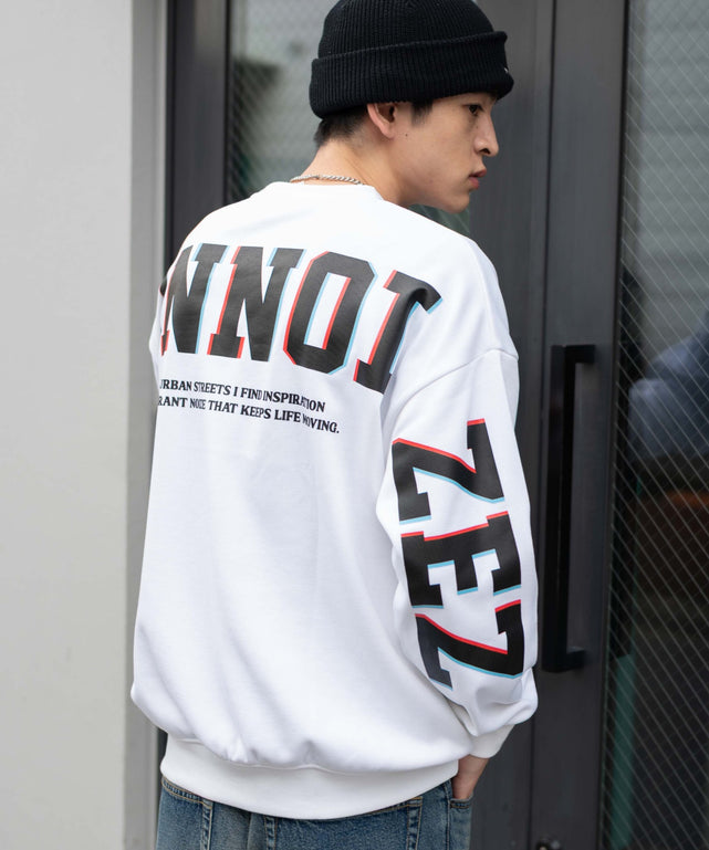 ホワイト モデル：180cm L着用