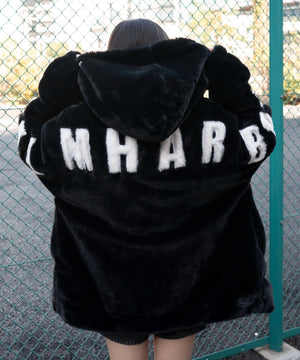 ブラック　モデル：159cm L着用