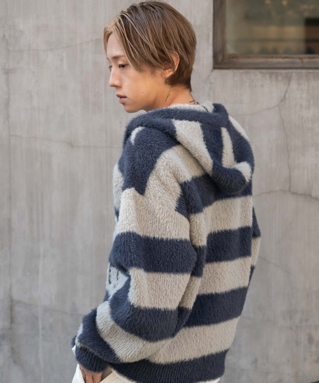 グレーボーダー モデル：175cm L着用