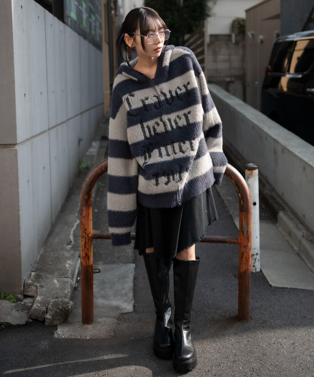 グレーボーダー　モデル：159cm L着用