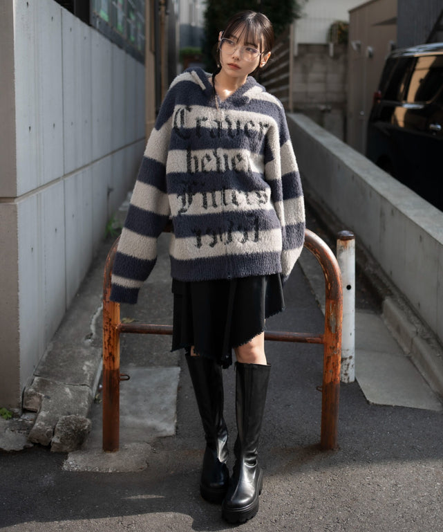 グレーボーダー　モデル：159cm L着用