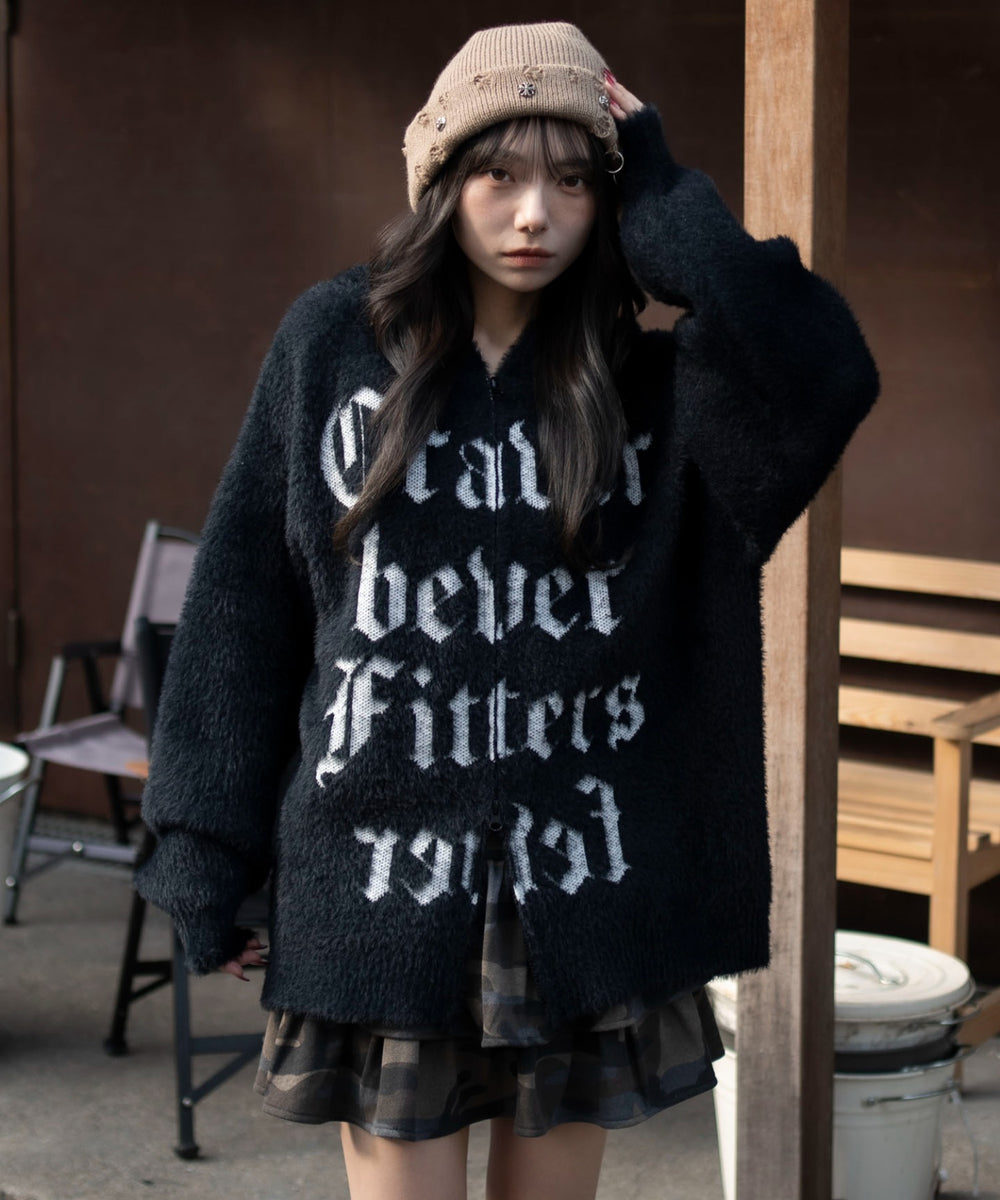 ブラック　モデル：159cm L着用