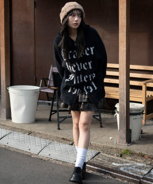 ブラック　モデル：159cm L着用