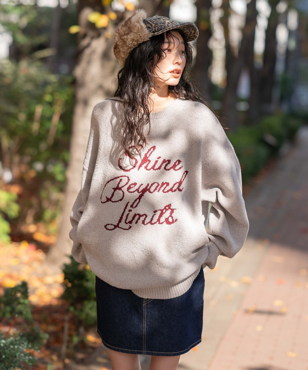 ホワイト　モデル：161cm L着用