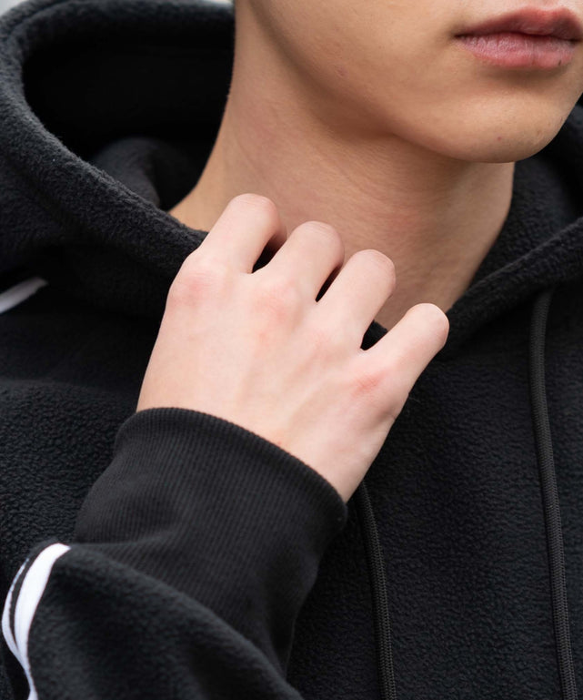 ラインフリースパーカー