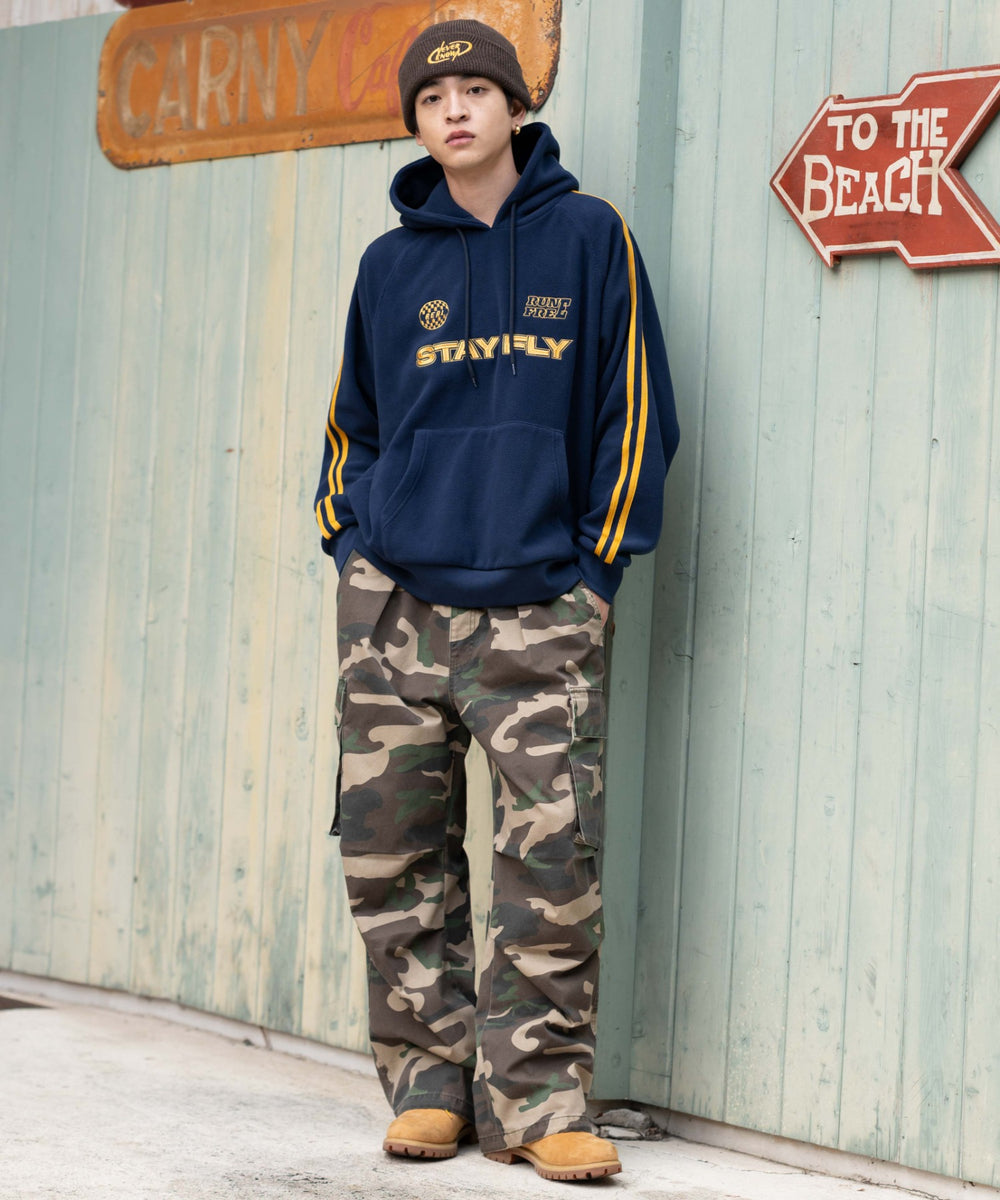 ネイビー モデル：180cm L着用