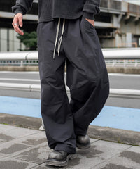 グレー / M