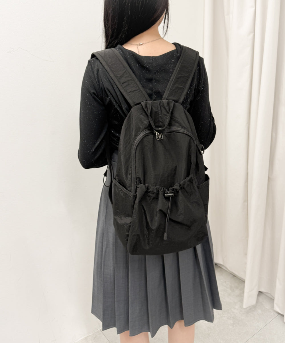 ブラック