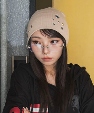 ベージュ
