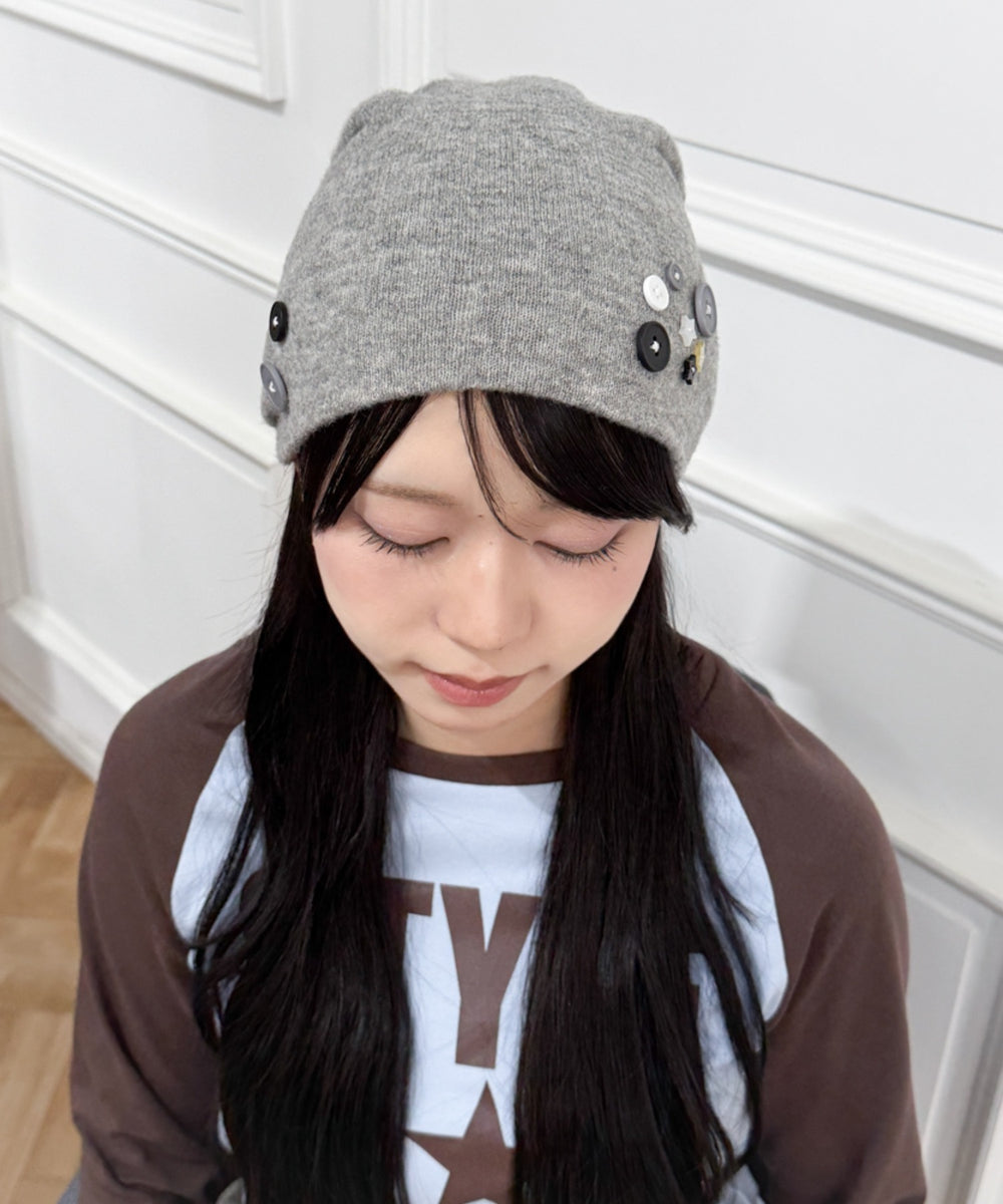 グレー