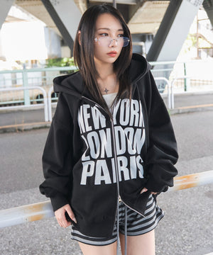 ブラック　モデル：159cm F着用