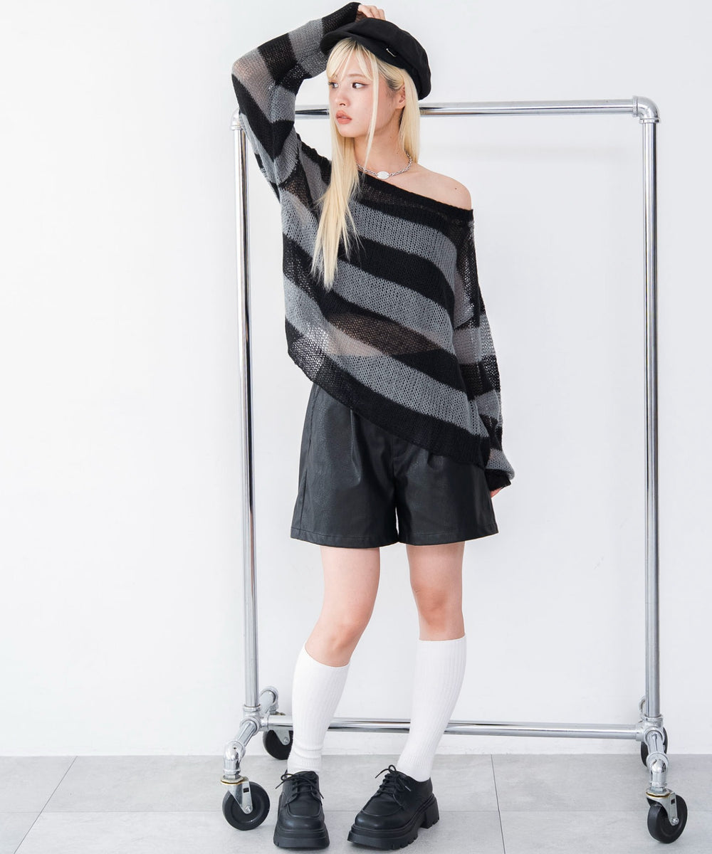 ブラックボーダー　モデル：166cm F着用