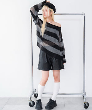 ブラックボーダー　モデル：166cm F着用