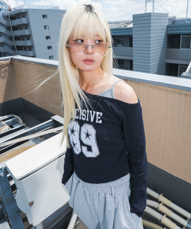 ネイビー モデル：166cm F着用