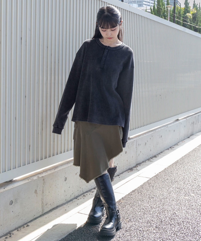 ブラックソノタ　モデル：161cm L着用