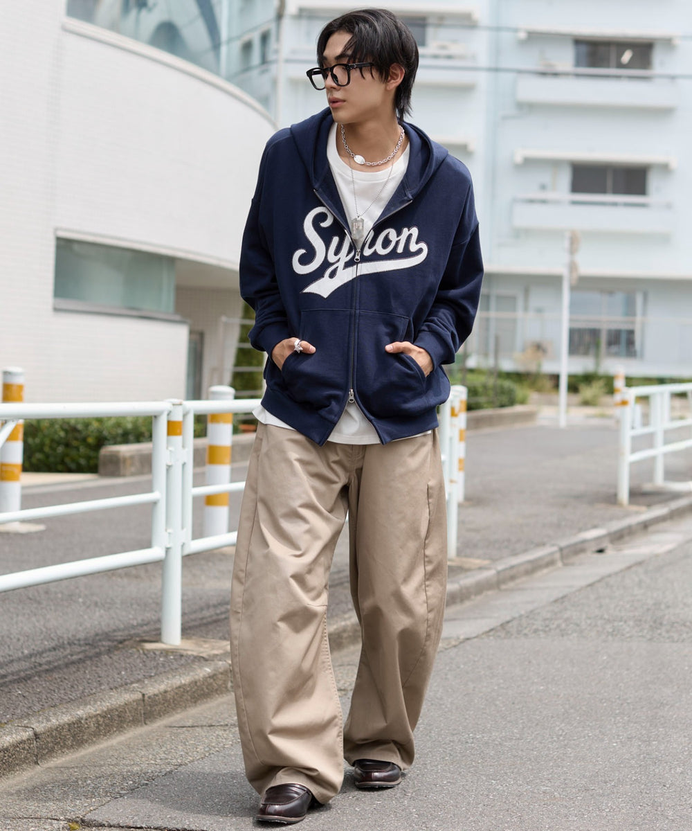 ネイビー　モデル：175cm L着用　