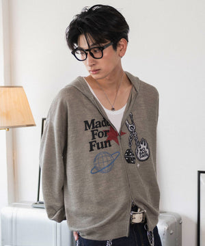 ベージュ　モデル：180cm L着用　