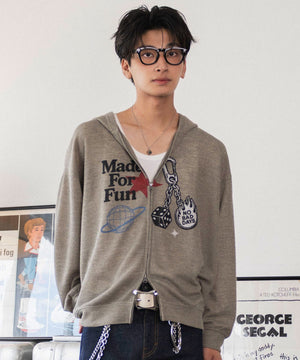 ベージュ　モデル：180cm L着用　