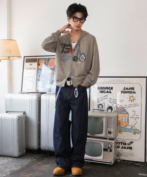ベージュ　モデル：180cm L着用　