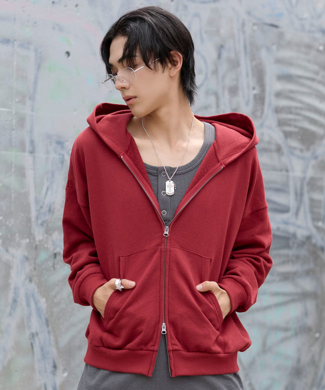 ワイン　モデル：175cm L着用　