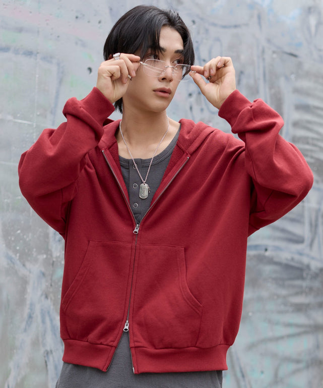 ワイン　モデル：175cm L着用　