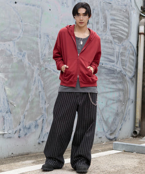 ワイン　モデル：175cm L着用　