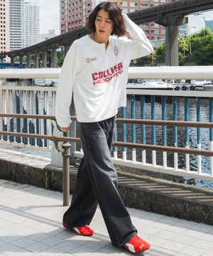 ホワイト モデル：182cm L着用