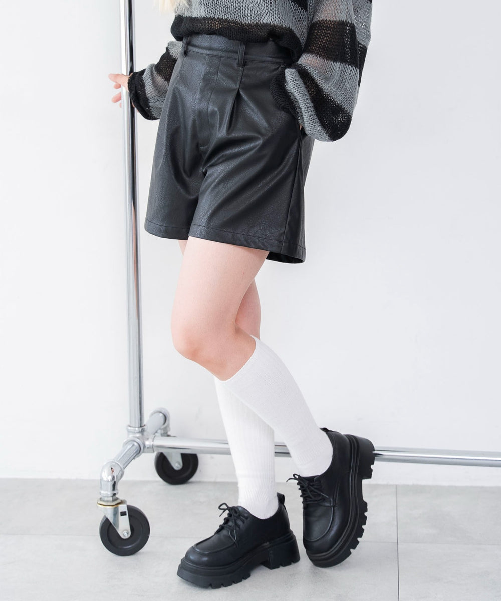 ブラック　モデル：166cm M着用