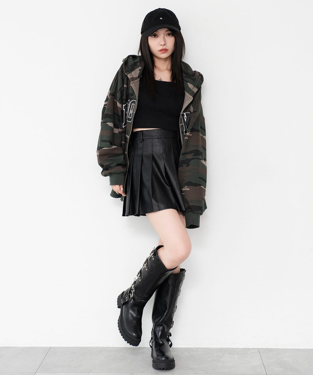 ブラック　モデル：159cm S着用