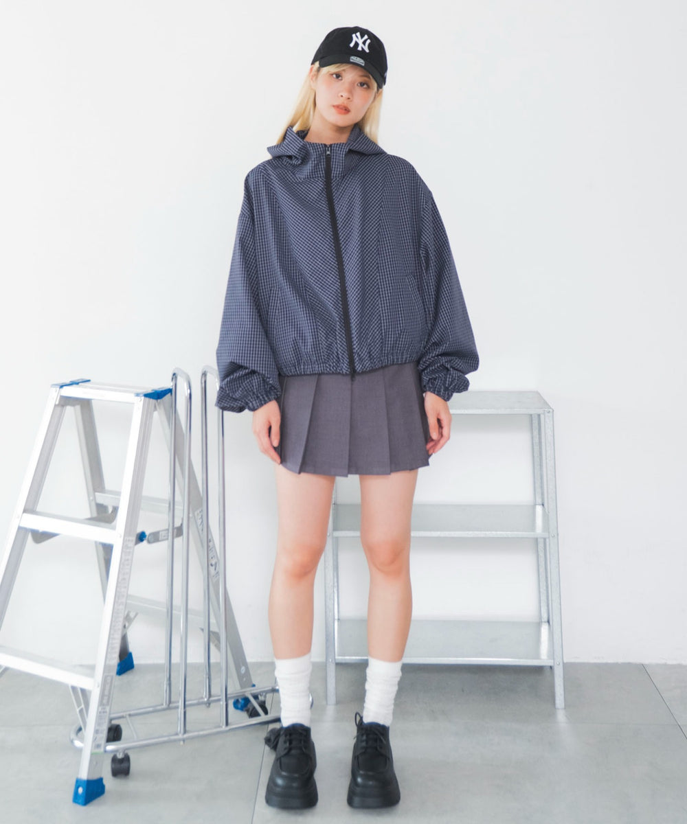 ネイビー　モデル：166cm F着用