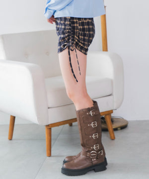 ブルーチェック１　モデル：166cm F着用