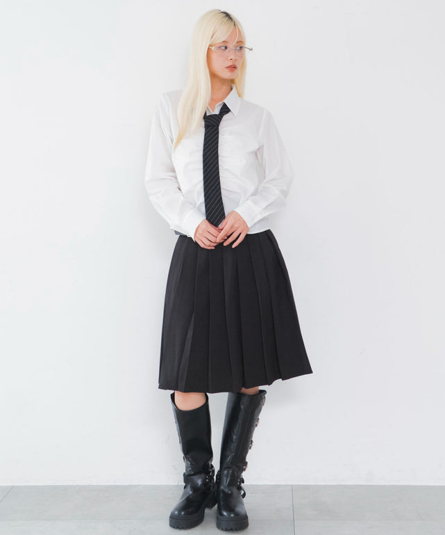 ホワイト　モデル：166cm F着用