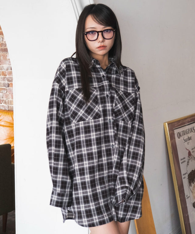ブラックチェック１　モデル：159cm F着用