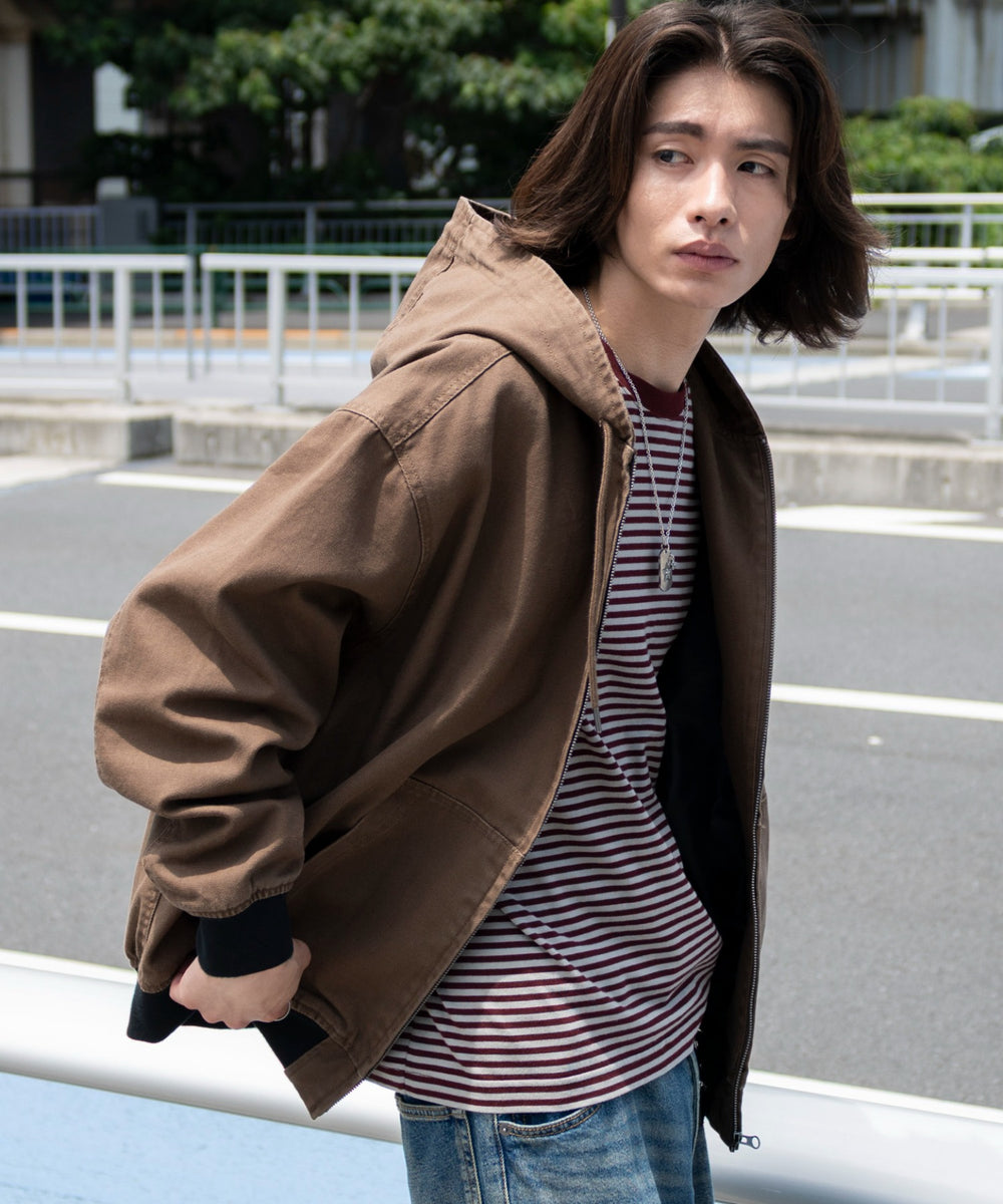 ブラウン モデル：182cm L着用