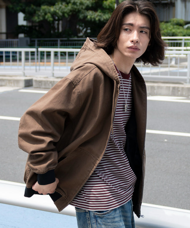 ブラウン モデル：182cm L着用
