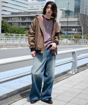 ブラウン モデル：182cm L着用