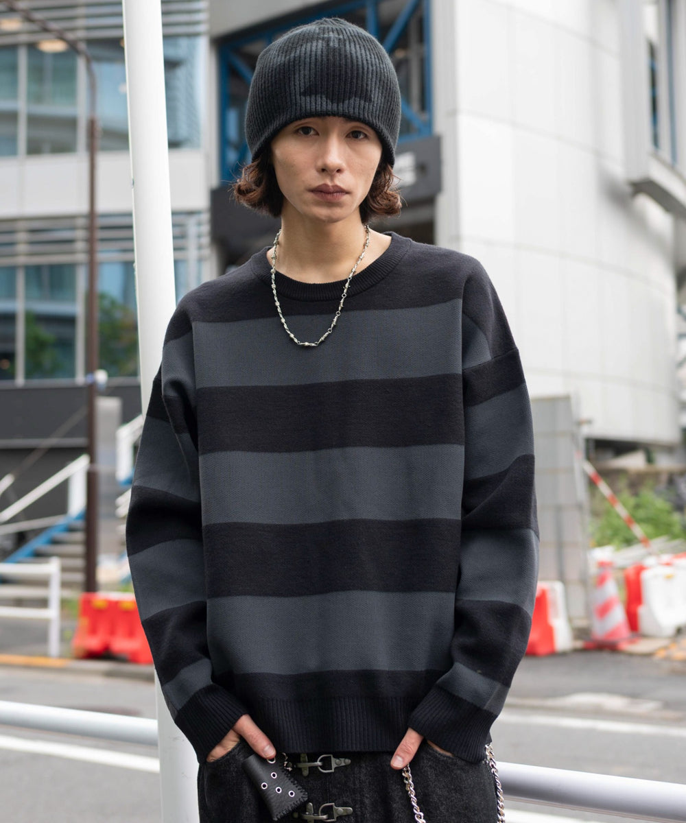 グレーボーダー モデル：182cm L着用