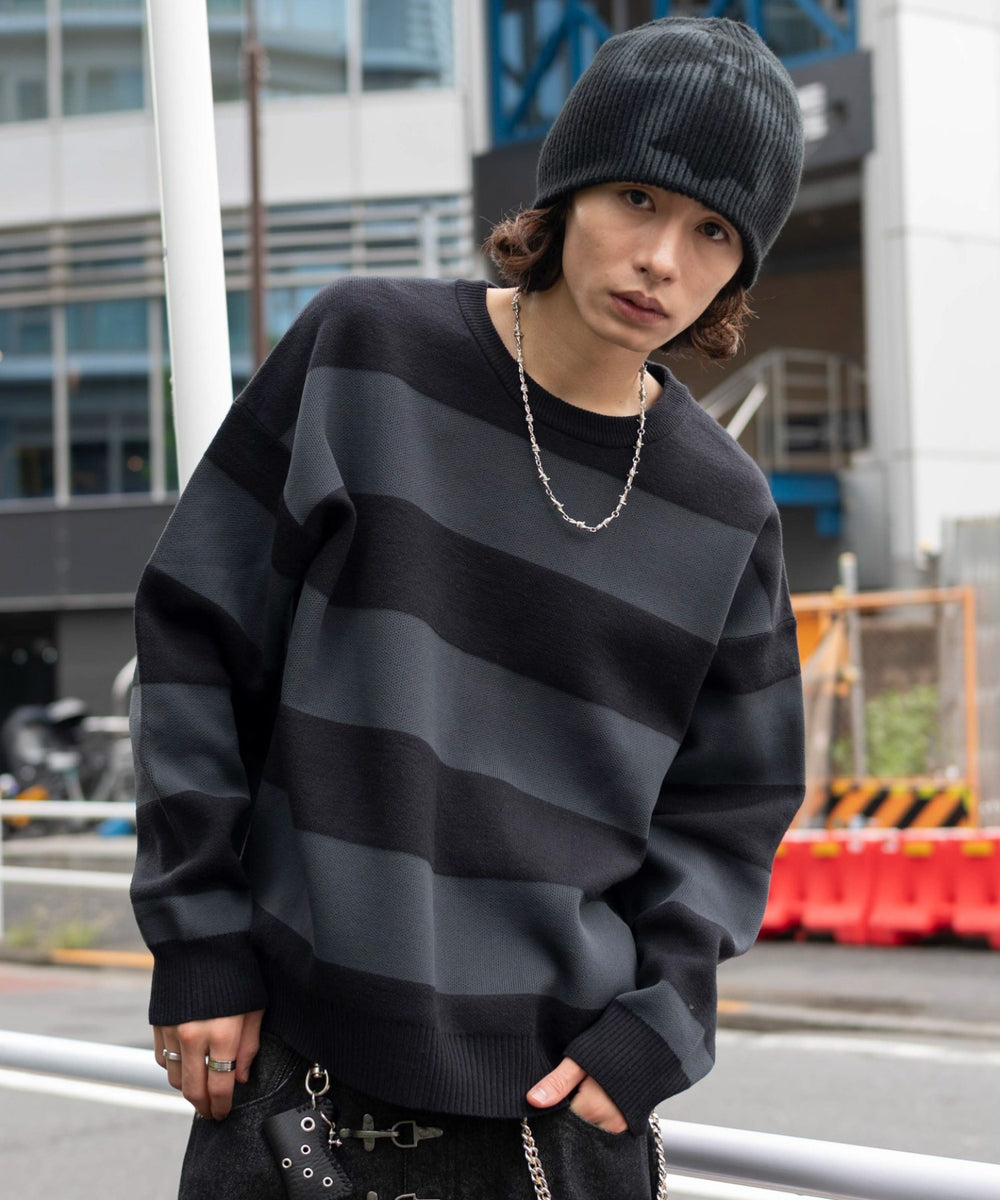 グレーボーダー モデル：182cm L着用