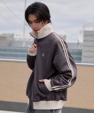 チャコール モデル：175cm L着用