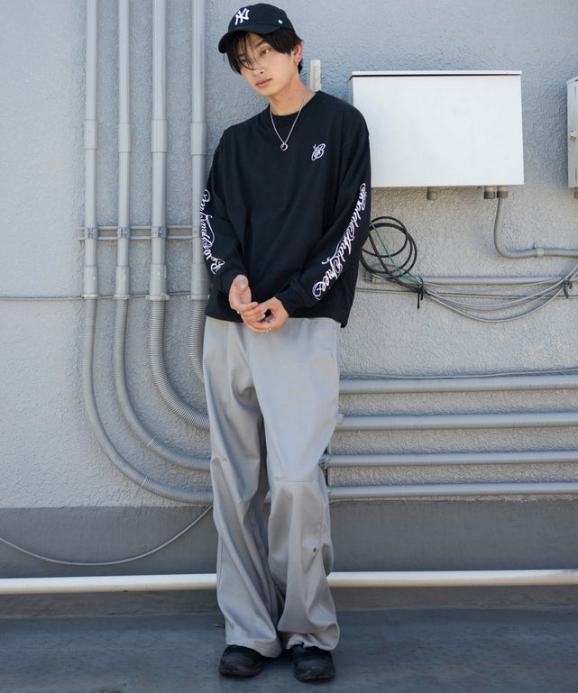 ブラック モデル：180cm L着用