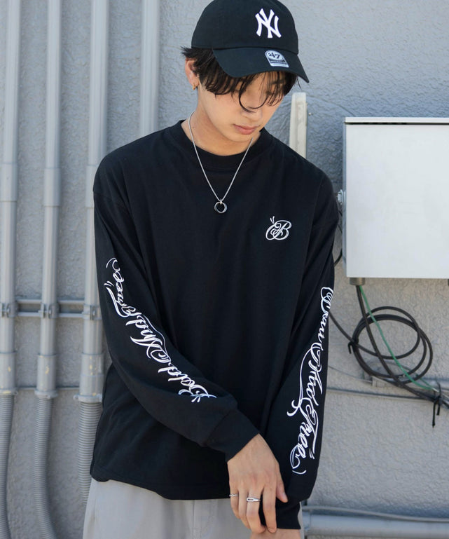 ブラック モデル：180cm L着用
