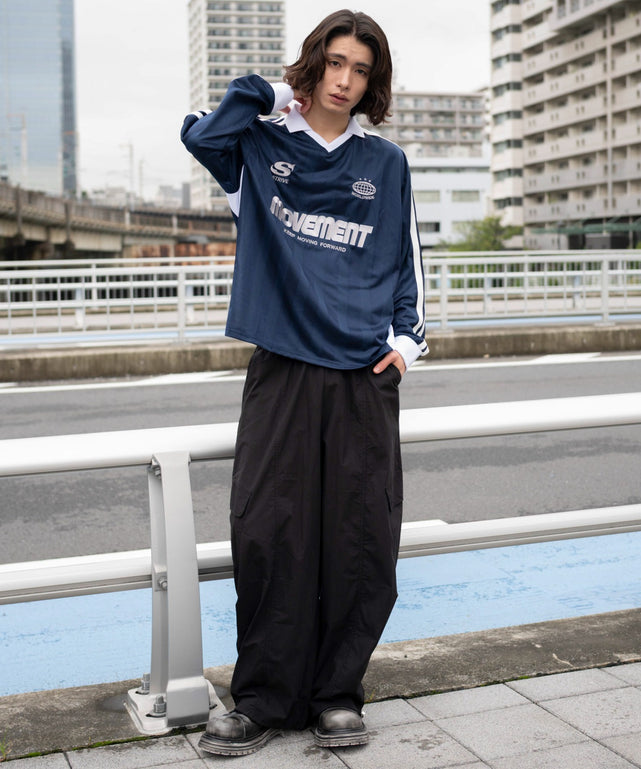 ネイビー モデル：182cm L着用