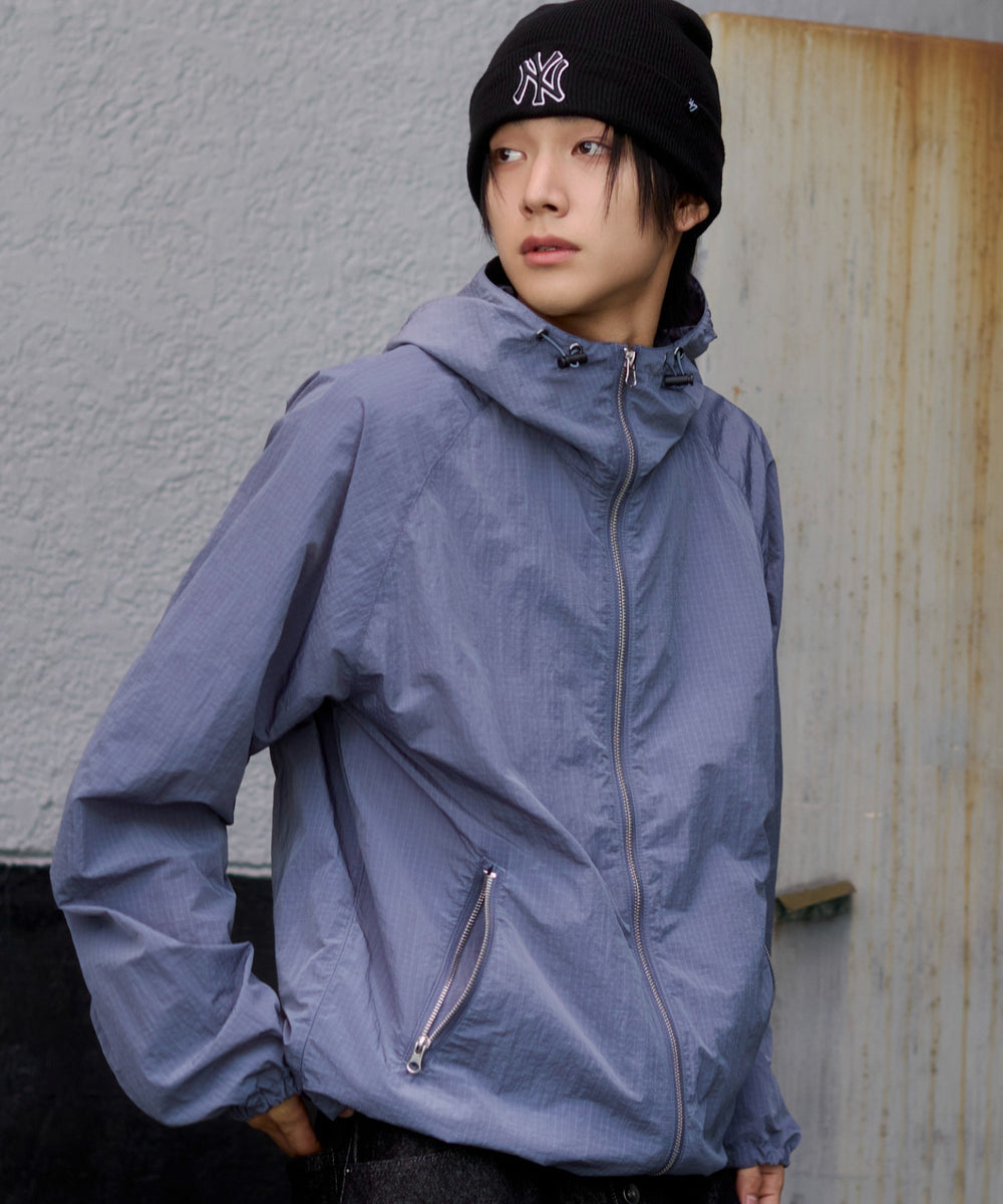 ブルー モデル：175cm L着用