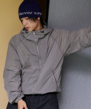 グレー モデル：175cm L着用