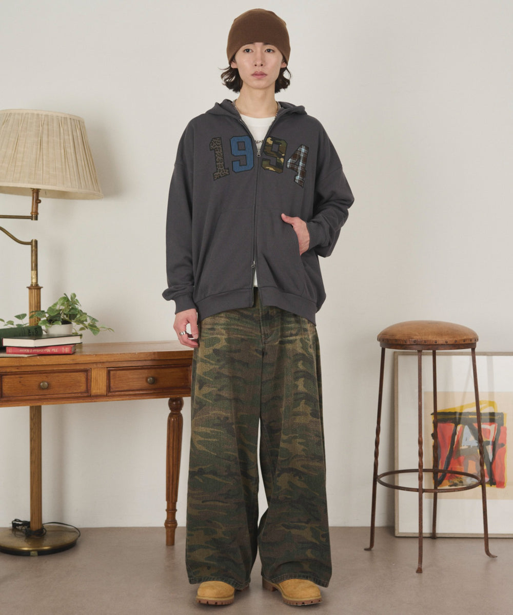 スミクロ モデル：182cm L着用