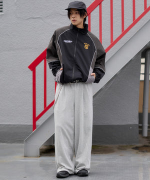 ブラック モデル：175cm L着用