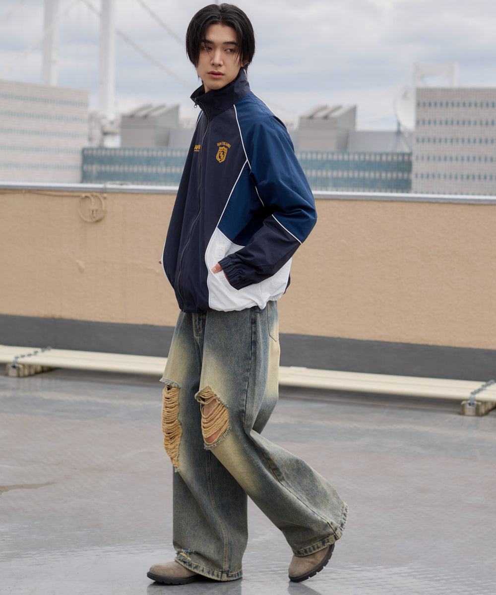 ネイビー モデル：175cm L着用