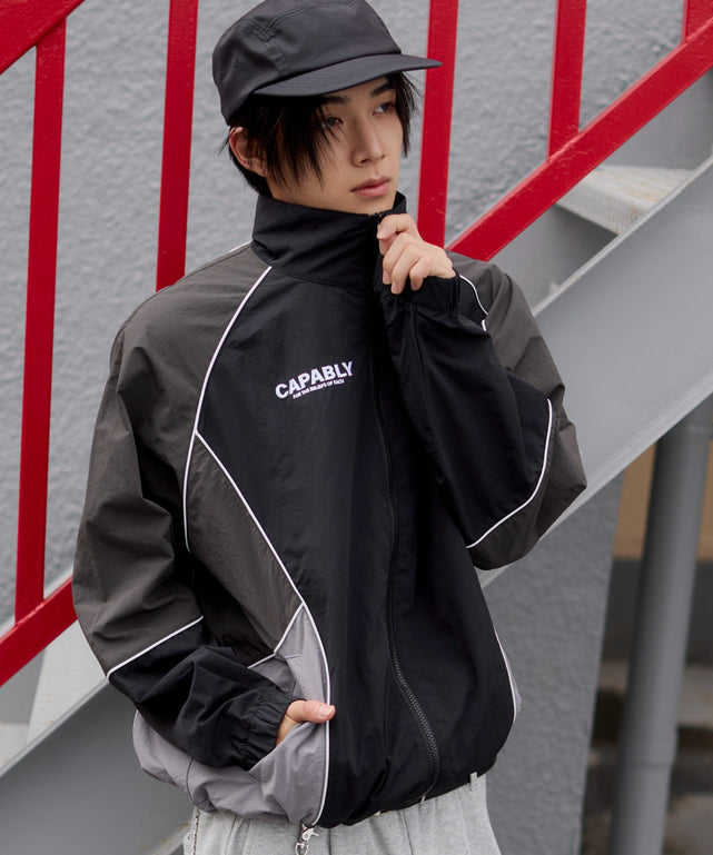 ブラック モデル：175cm L着用