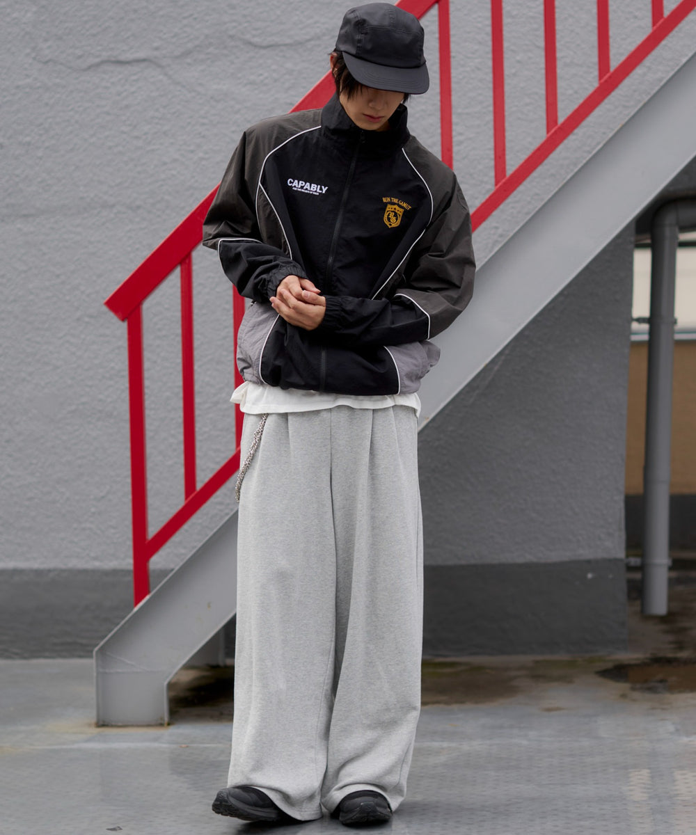 ブラック モデル：175cm L着用